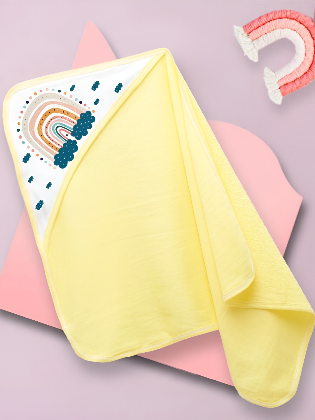 

Babywish Yellow & White Printed Cotton 225 GSM Bath Towel