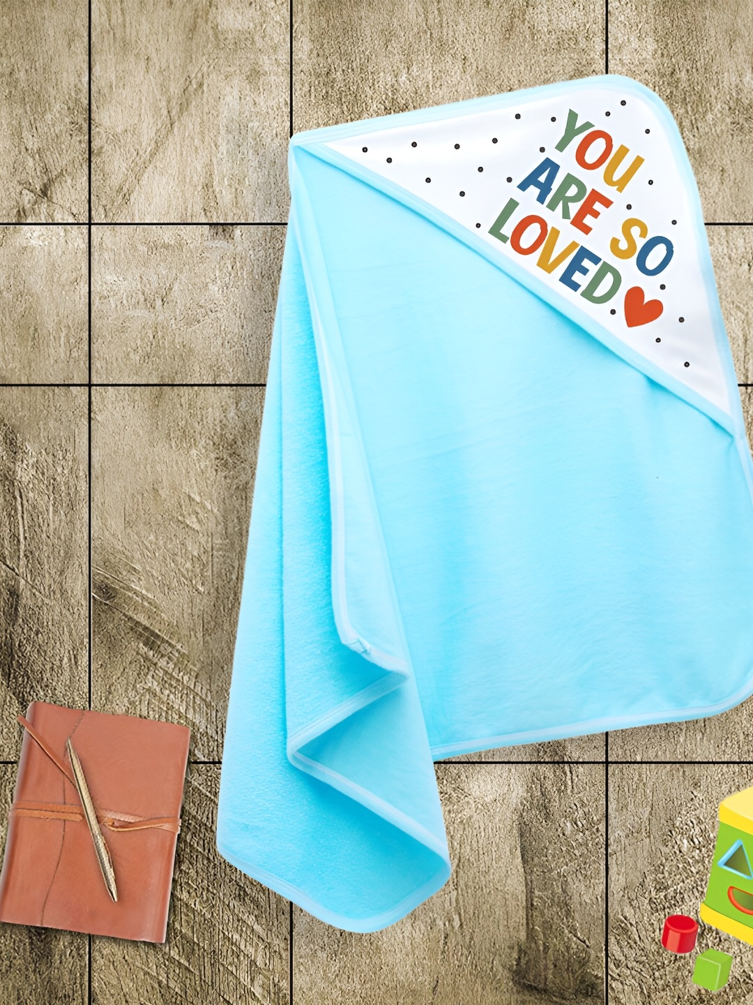 

Babywish Blue & White Printed Cotton 225 GSM Bath Towel