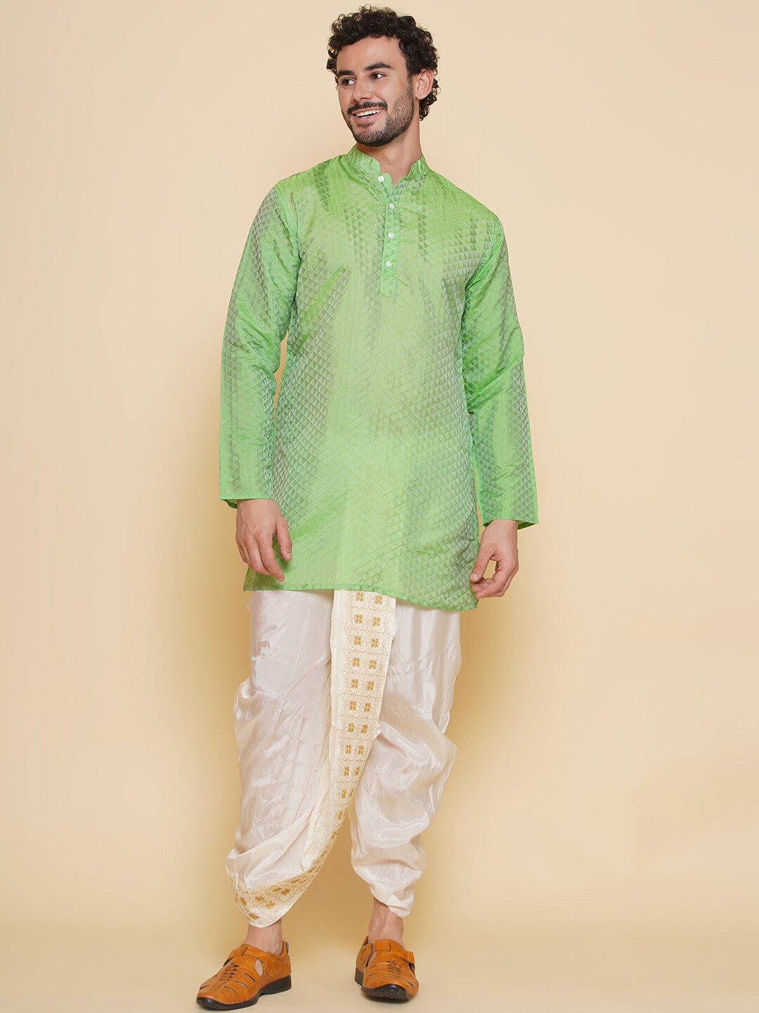 Sethukrishna Self Design Straight Kurta & Dhoti Pants, Green