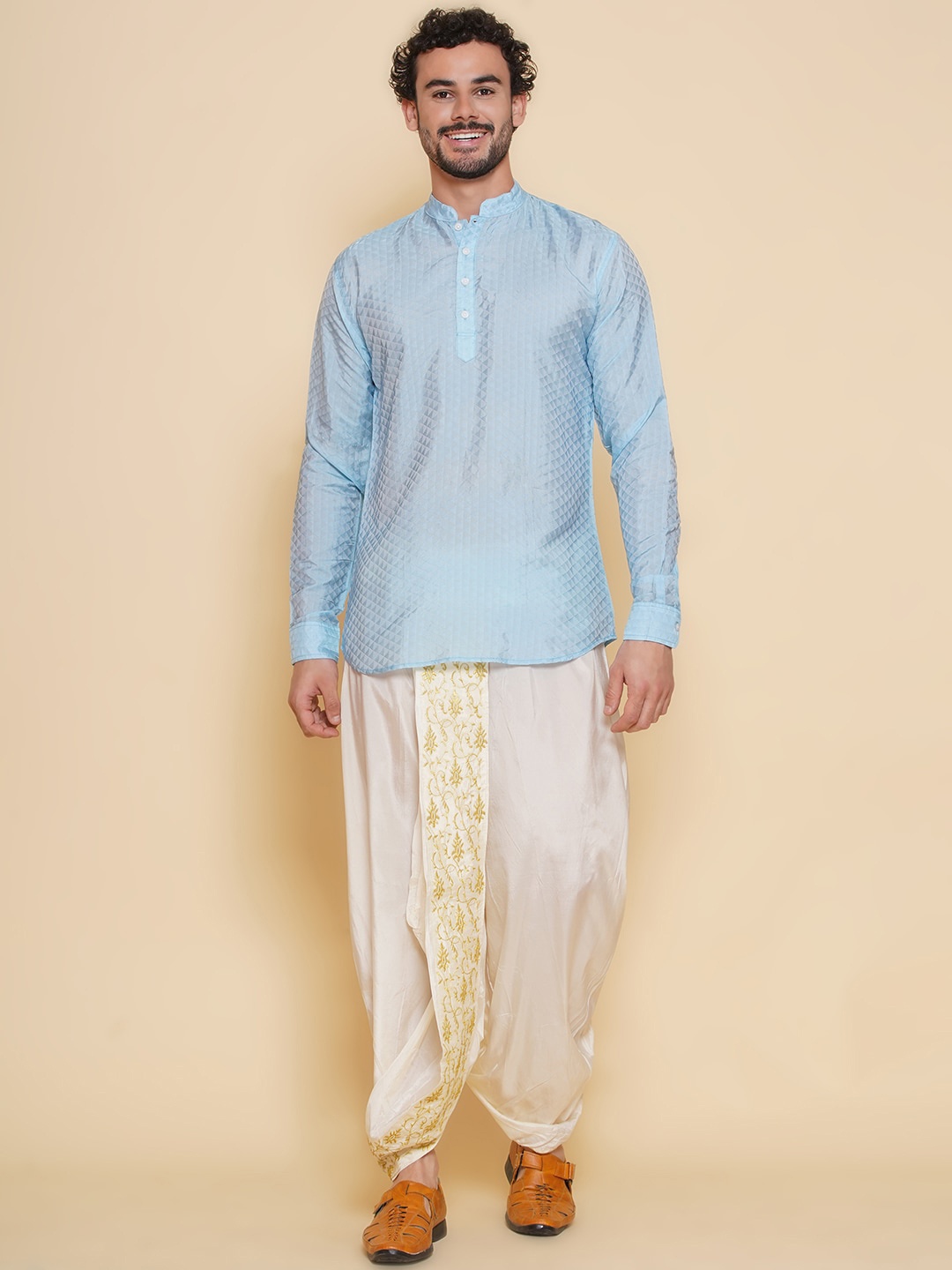 

Sethukrishna Self Design Long Sleeves Mandarin Collar Art Silk Kurta, Blue