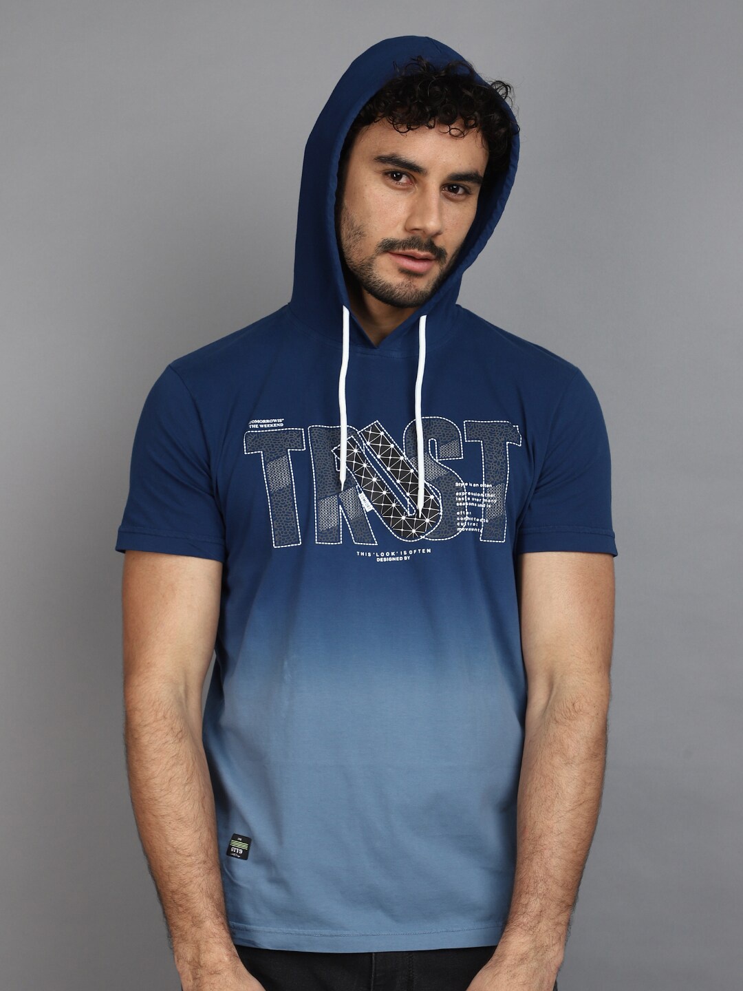 

V-Mart Printed Hooded T-shirt, Blue