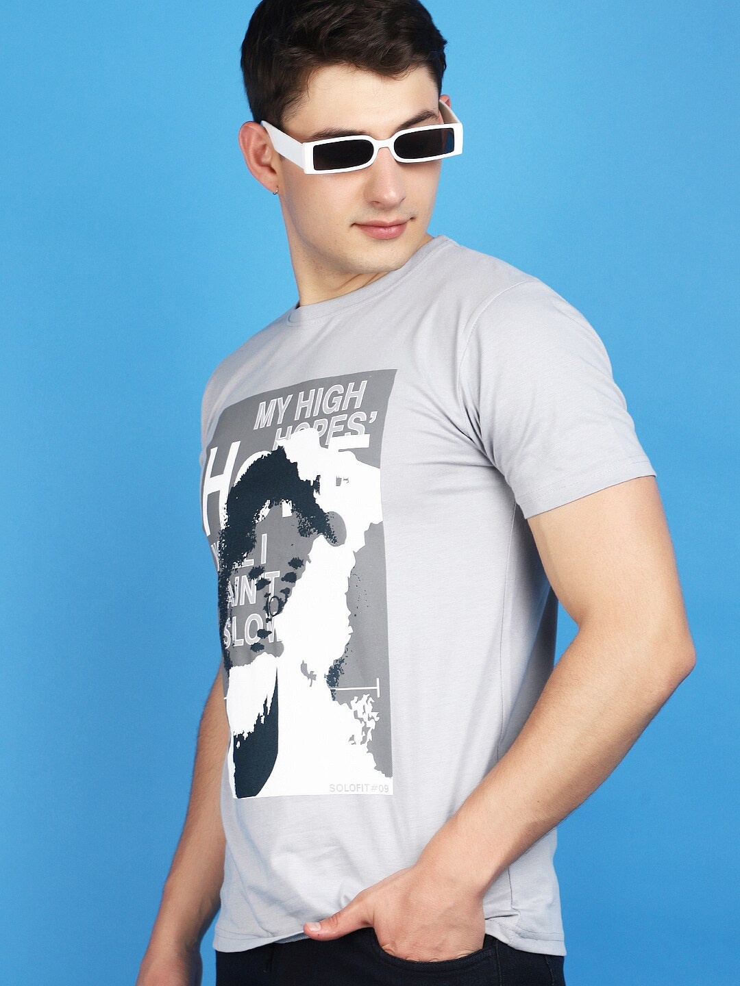 

V-Mart Graphic Printed Round Neck Cotton T-shirt, Grey