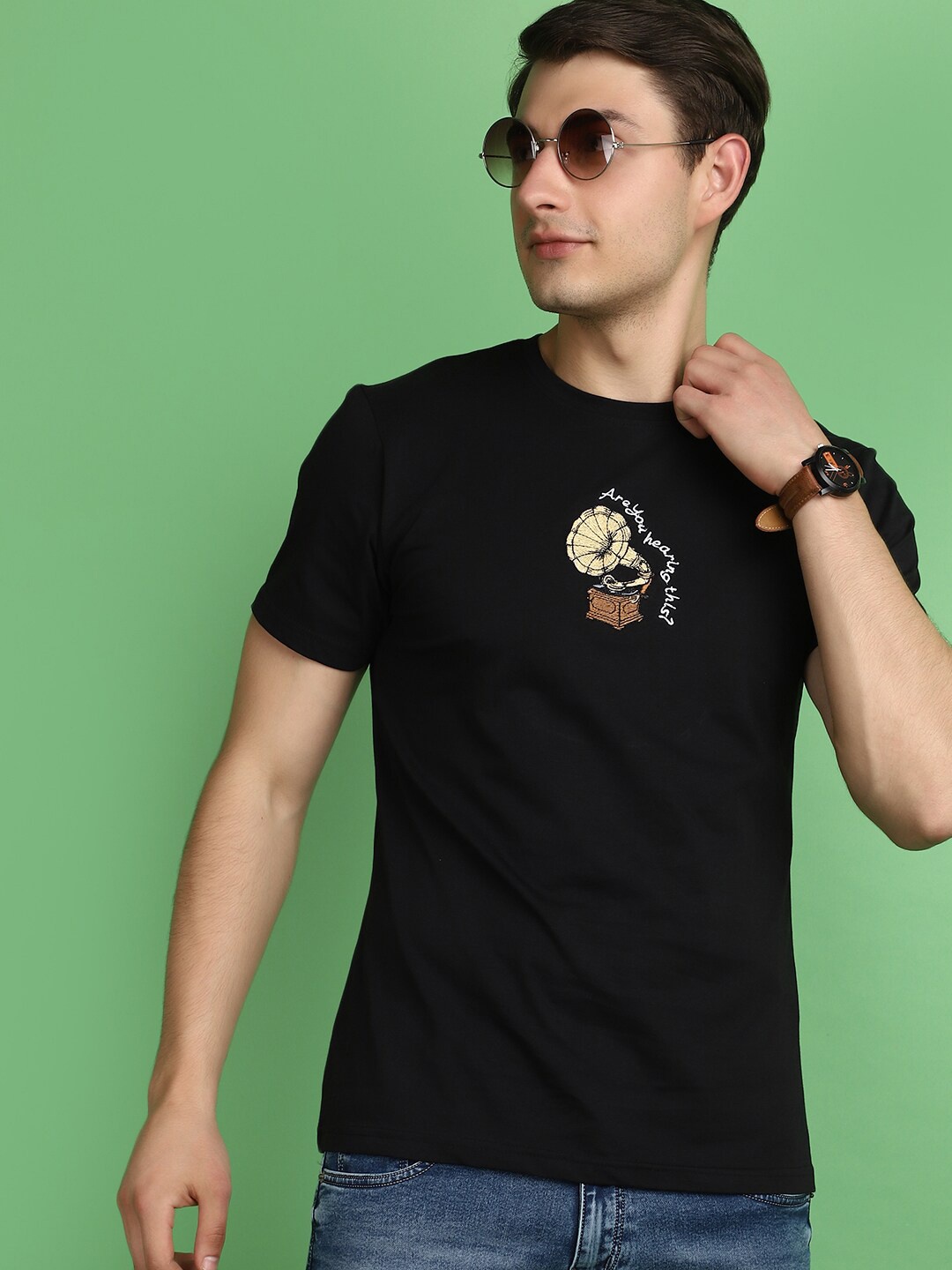 

V-Mart Printed Round Neck T-shirt, Black