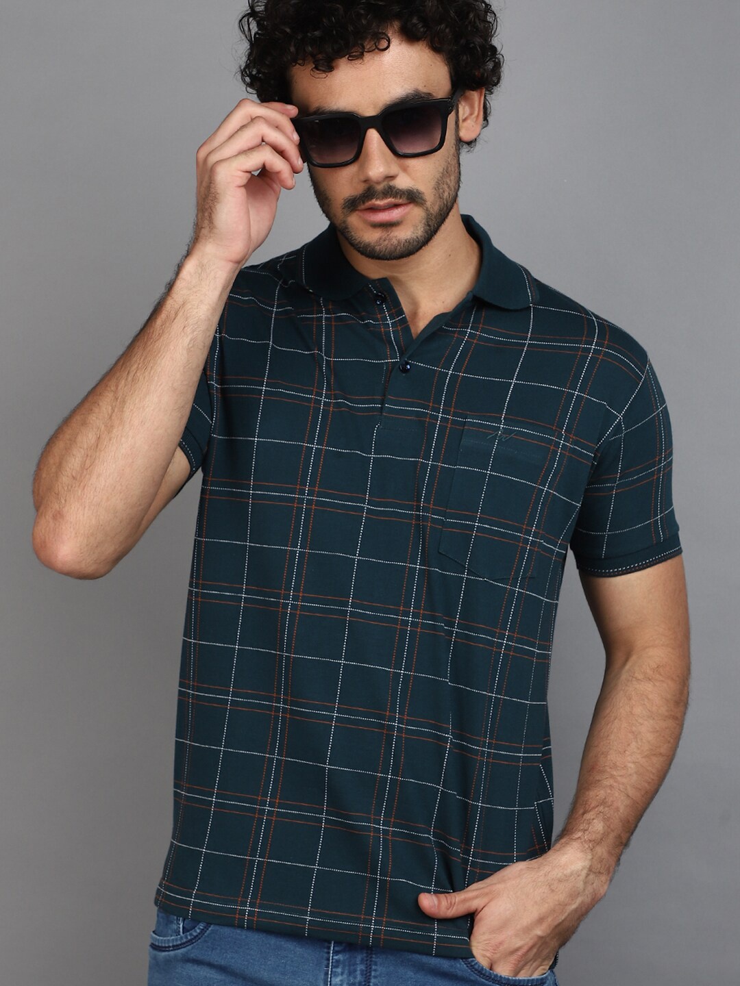 

V-Mart Checked Polo Collar Cotton T-shirt, Green