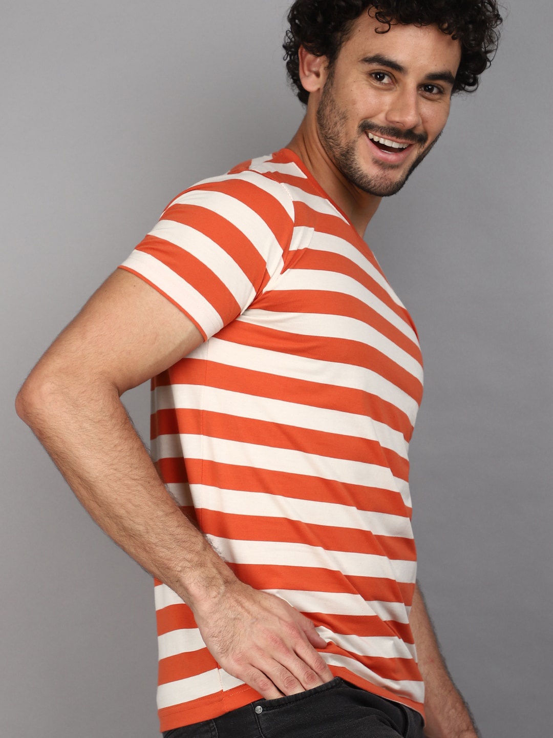 

V-Mart Striped Round Neck Slim Fit T-shirt, Orange