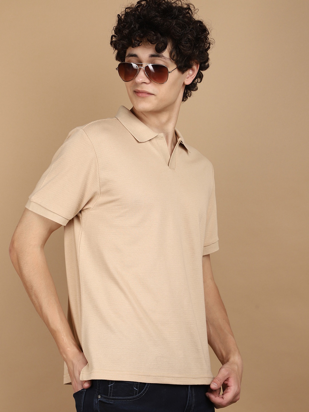 

V-Mart Polo Collar Short Sleeves T-shirt, Brown