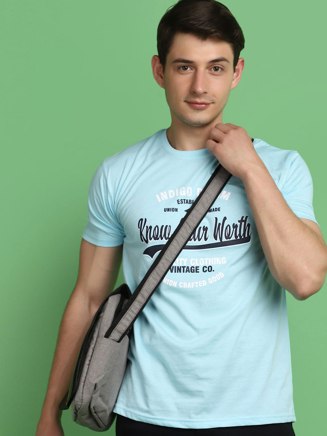 

V-Mart Typography Printed Round Neck T-shirt, Blue