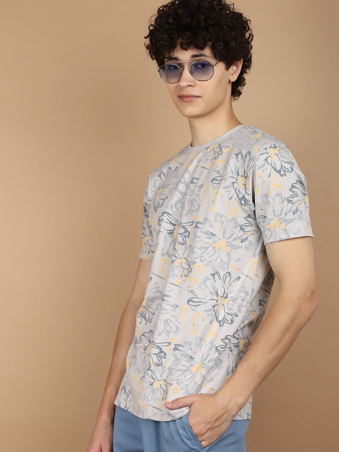

V-Mart Floral Printed Round Neck Short Sleeves Cotton Slim Fit T-shirt, Grey