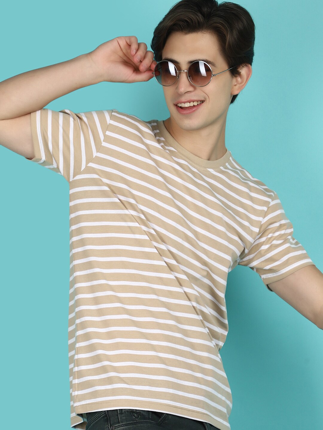 

V-Mart Striped Short Sleeves Slim Fit T-shirt, Beige