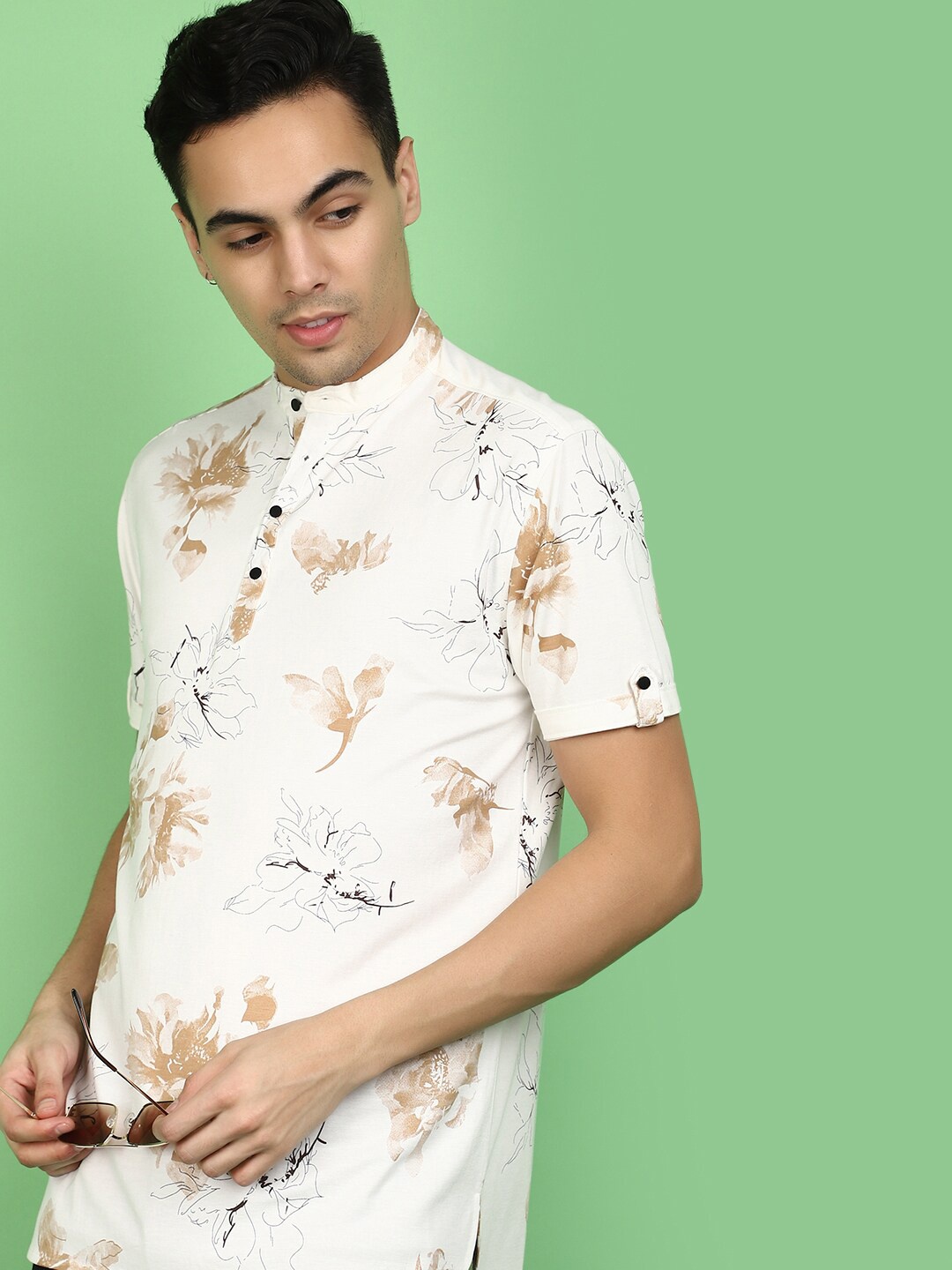 

V-Mart Floral Printed Henley Neck Short Sleeves Cotton Casual T-shirt, White