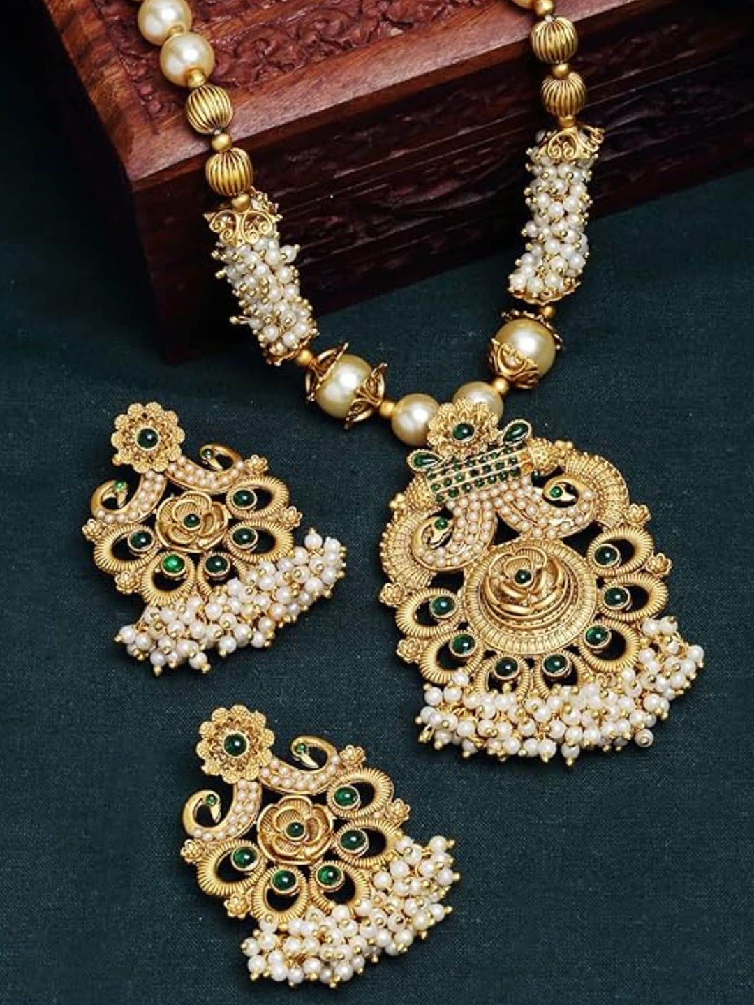 

MANSIYAORANGE Gold-Plated Stones Studded & Pearls Beaded Peacock Pendant Jewellery Set
