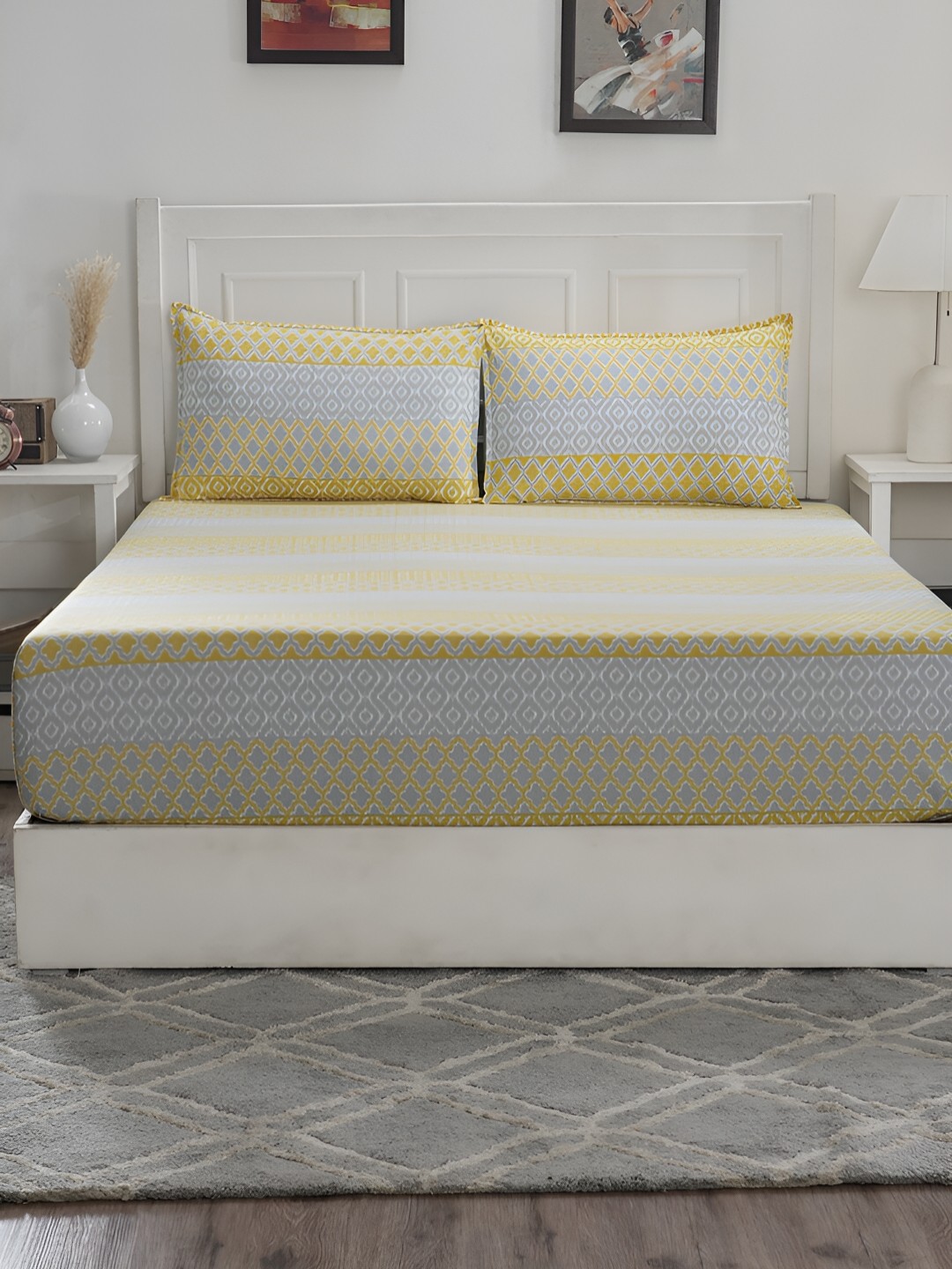 

MASPAR Yellow Printed 144TC Cotton King Bedsheet With Pillow Cover