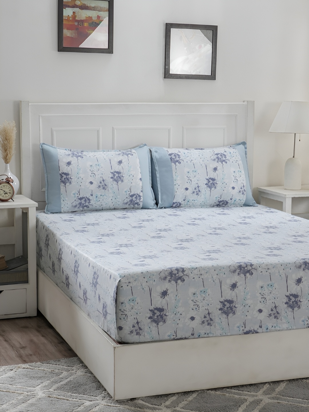 

MASPAR Blue Floral Printed 200TC Cotton Double Bedsheet With 2 Pillow Covers