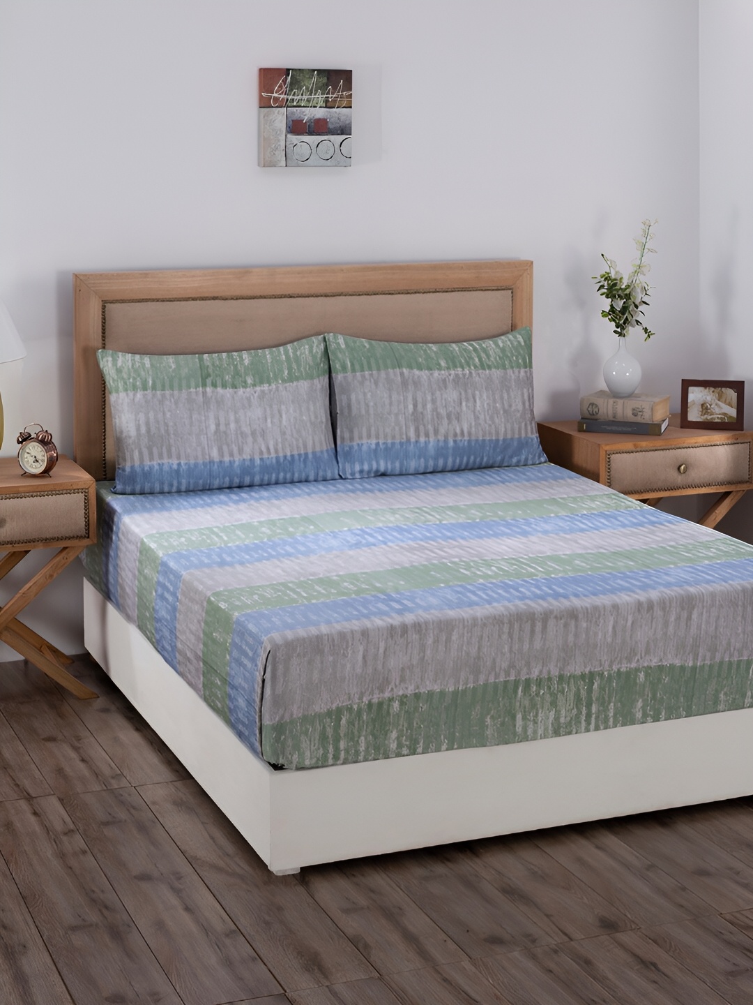 

MASPAR Blue & Green Colourblocked 200 TC Cotton Double King Bedsheet & 2 Pillow Cover