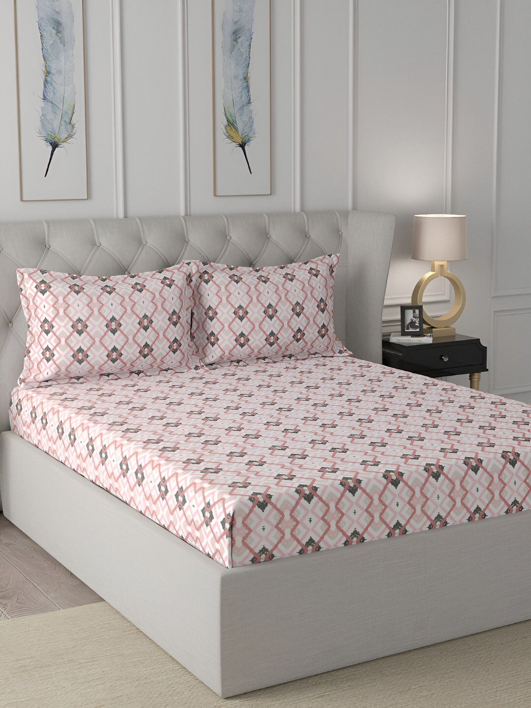 

MASPAR Florescence White Printed 144 TC Cotton Double King Bedsheet With 2 Pillow Covers