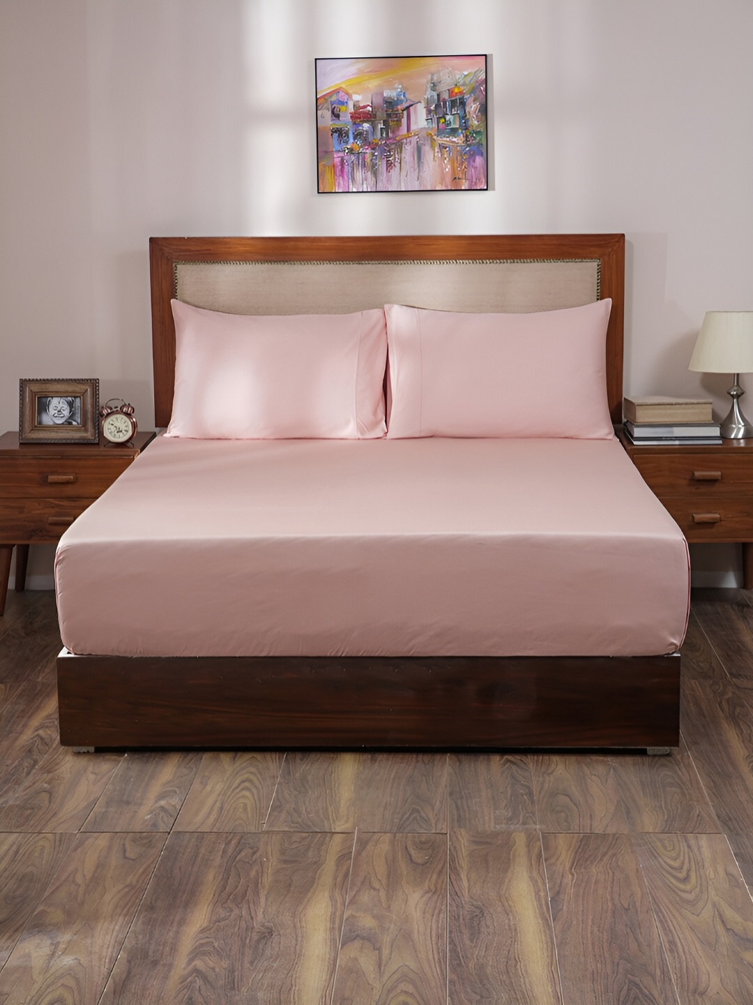 

MASPAR Peach Colored 400TC Cotton King Bedsheet With 2 Pillow Covers