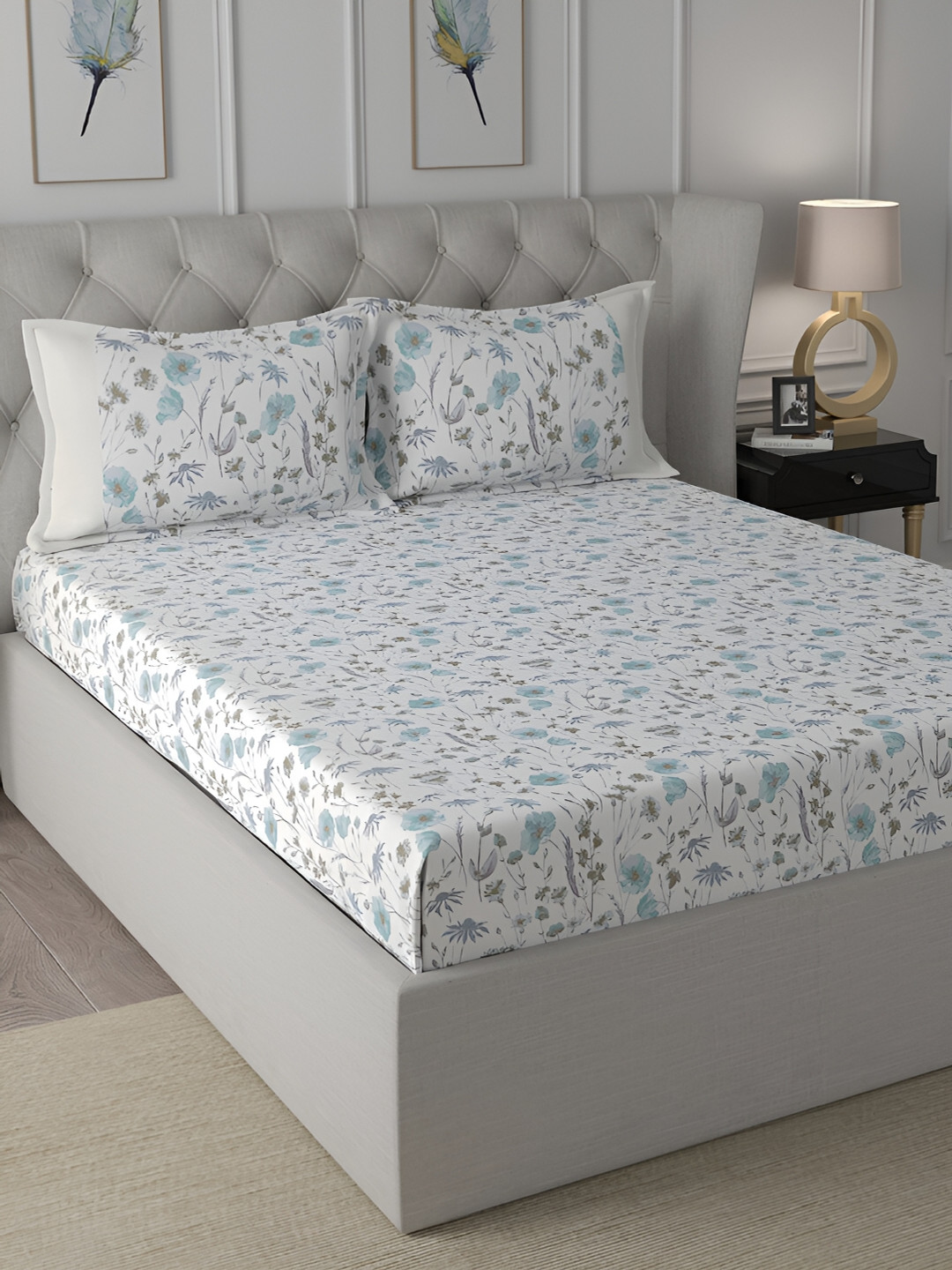 

MASPAR Regency White & Blue Printed 144 TC Cotton Double King Bedsheet & 2 Pillow Covers