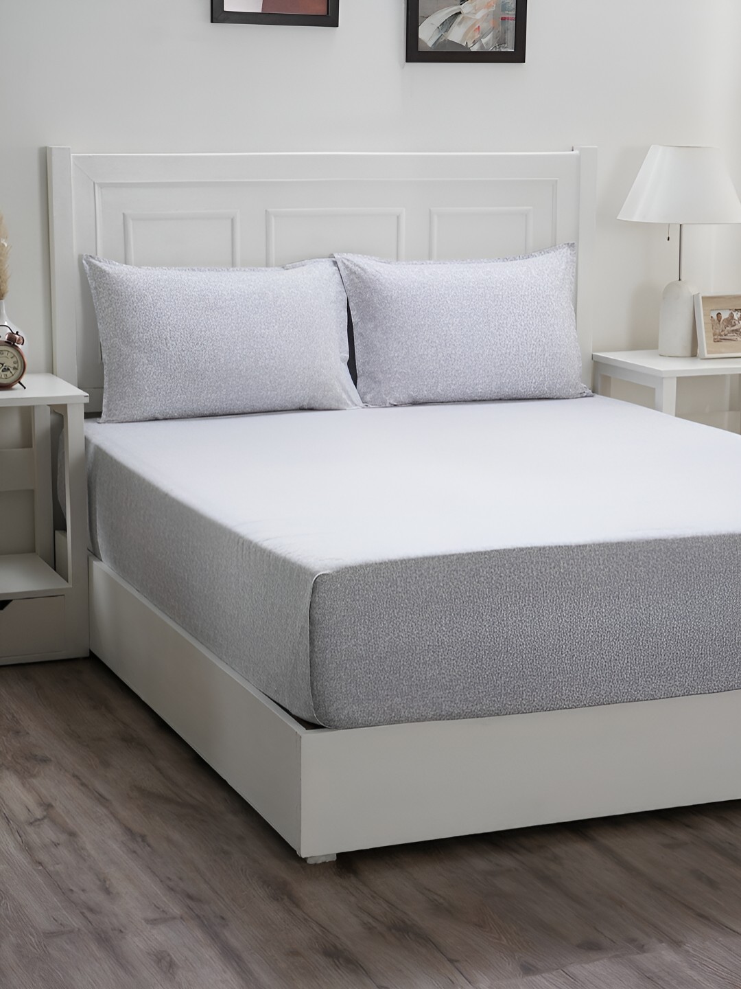 

MASPAR Royal Botanic Grey 144 TC Cotton Double King Bedsheet & 2 Pillow Cover