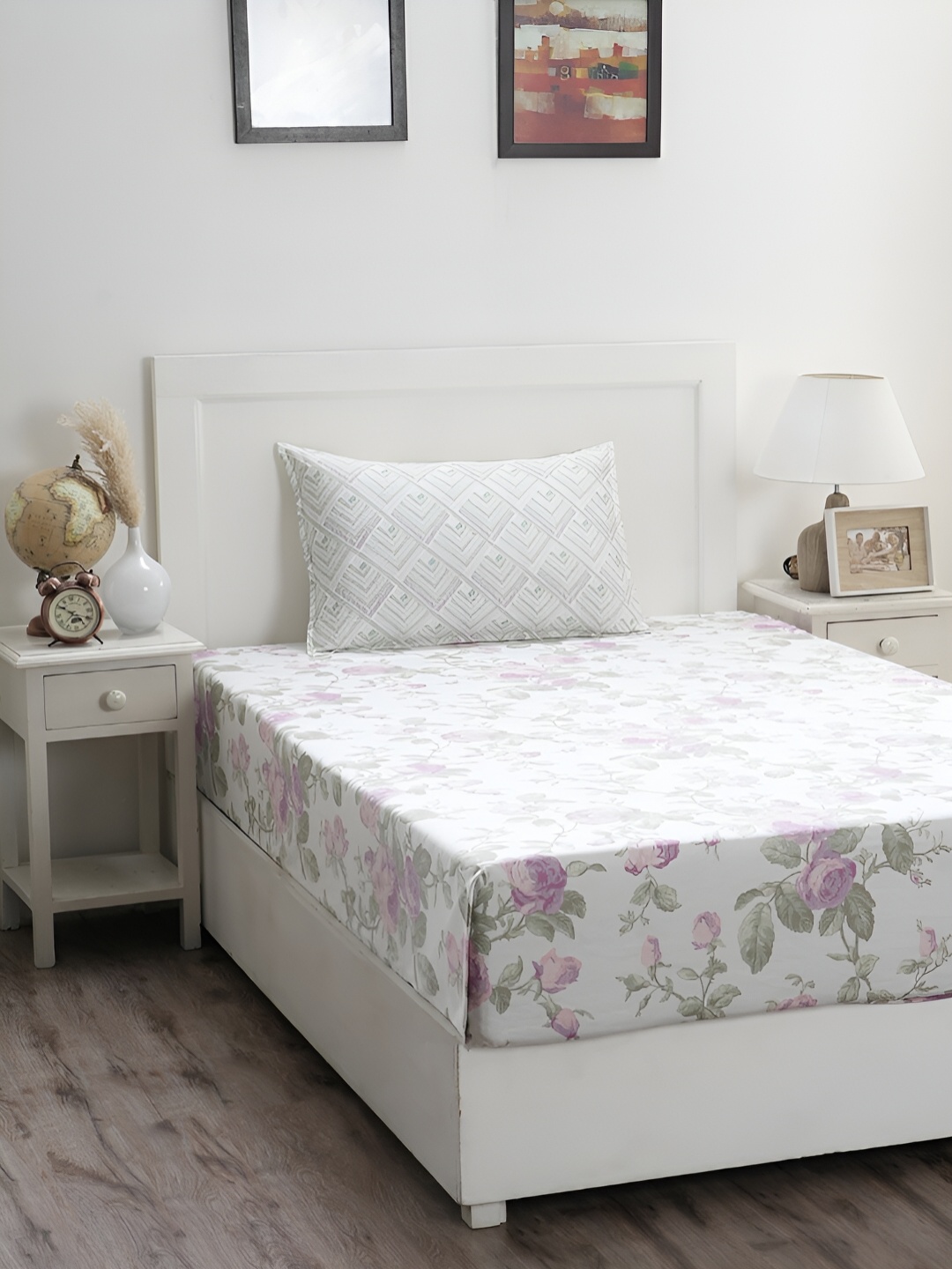 

MASPAR Optimist Bloom White Printed 300 TC Cotton Single Bedsheet & 1 Pillow Covers