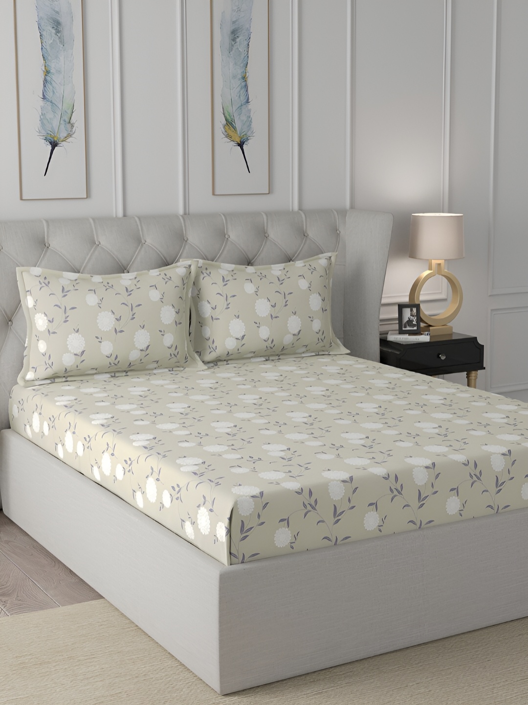 

MASPAR Beige Floral Printed 144TC Cotton King Bedsheet With Pillow Cover