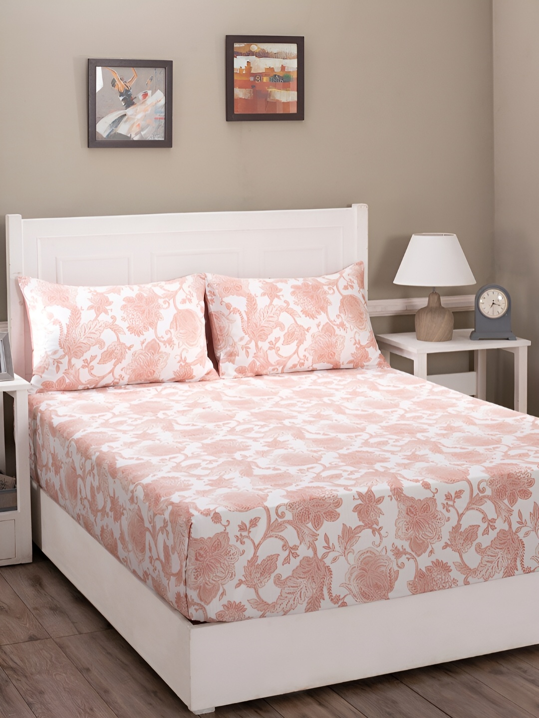 

MASPAR Red & White Floral Printed 200TC Cotton King Bedsheet With Pillow Cover