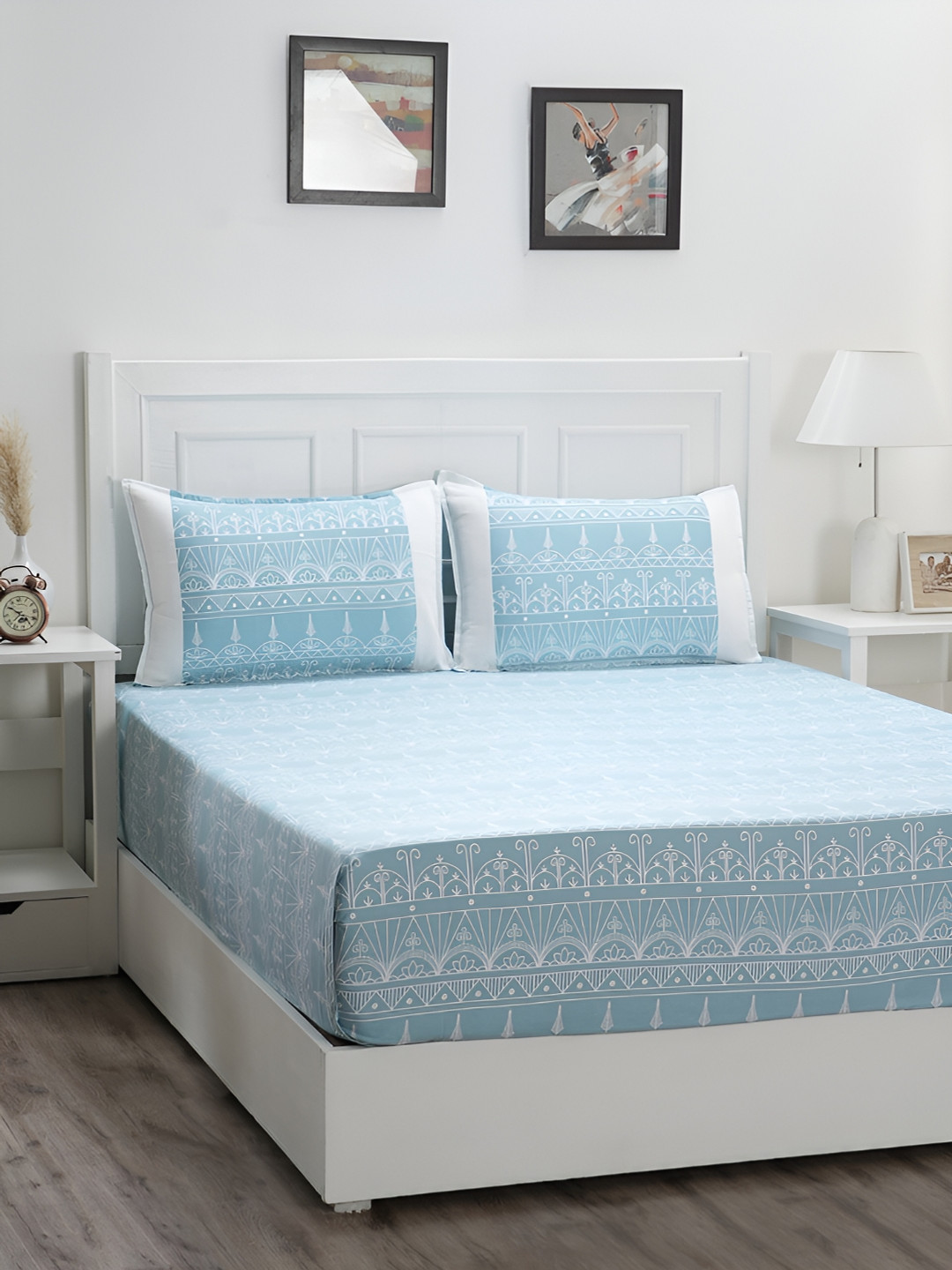 

MASPAR Royal Botanic Blue Printed 200TC Cotton Queen Bedsheet & Pillow Cover