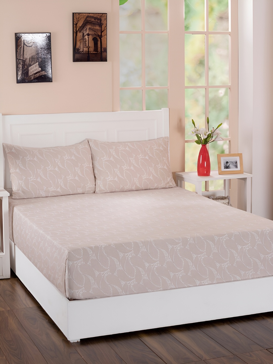 

MASPAR Folklore Transition Beige Printed 200TC Cotton Single Bedsheet & Pillow Cover