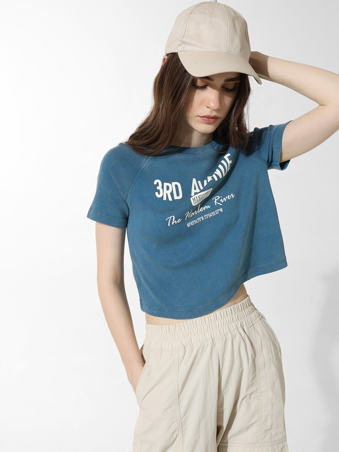 

ONLY Onlathletic Typography Printed Raglan Sleeves Washed Pure Cotton Crop T-shirt, Blue