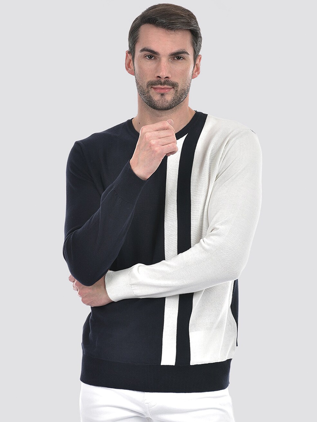 

Numero Uno Round Neck Long Sleeves Colourblocked Pullover, Navy blue