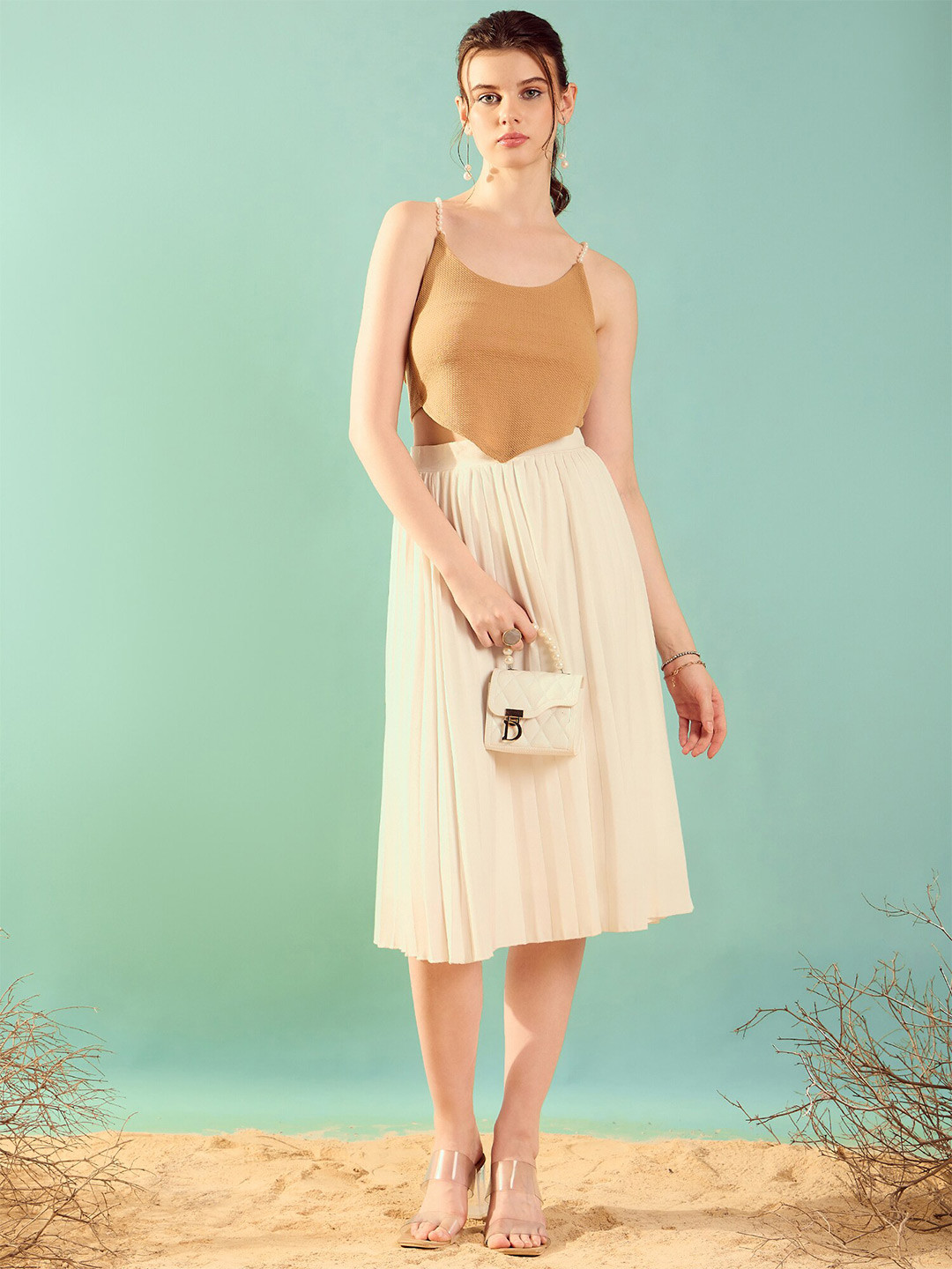 

KASSUALLY Beige Shoulder Straps Styled Back Crop Top