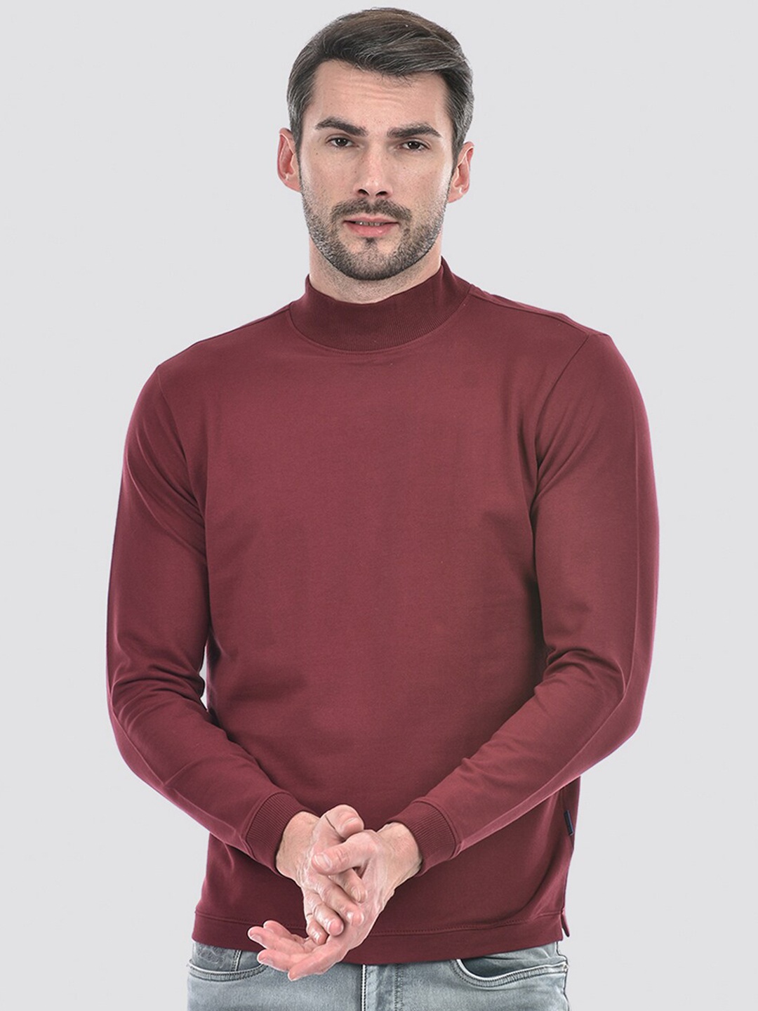 

Numero Uno High Neck T-shirt, Maroon