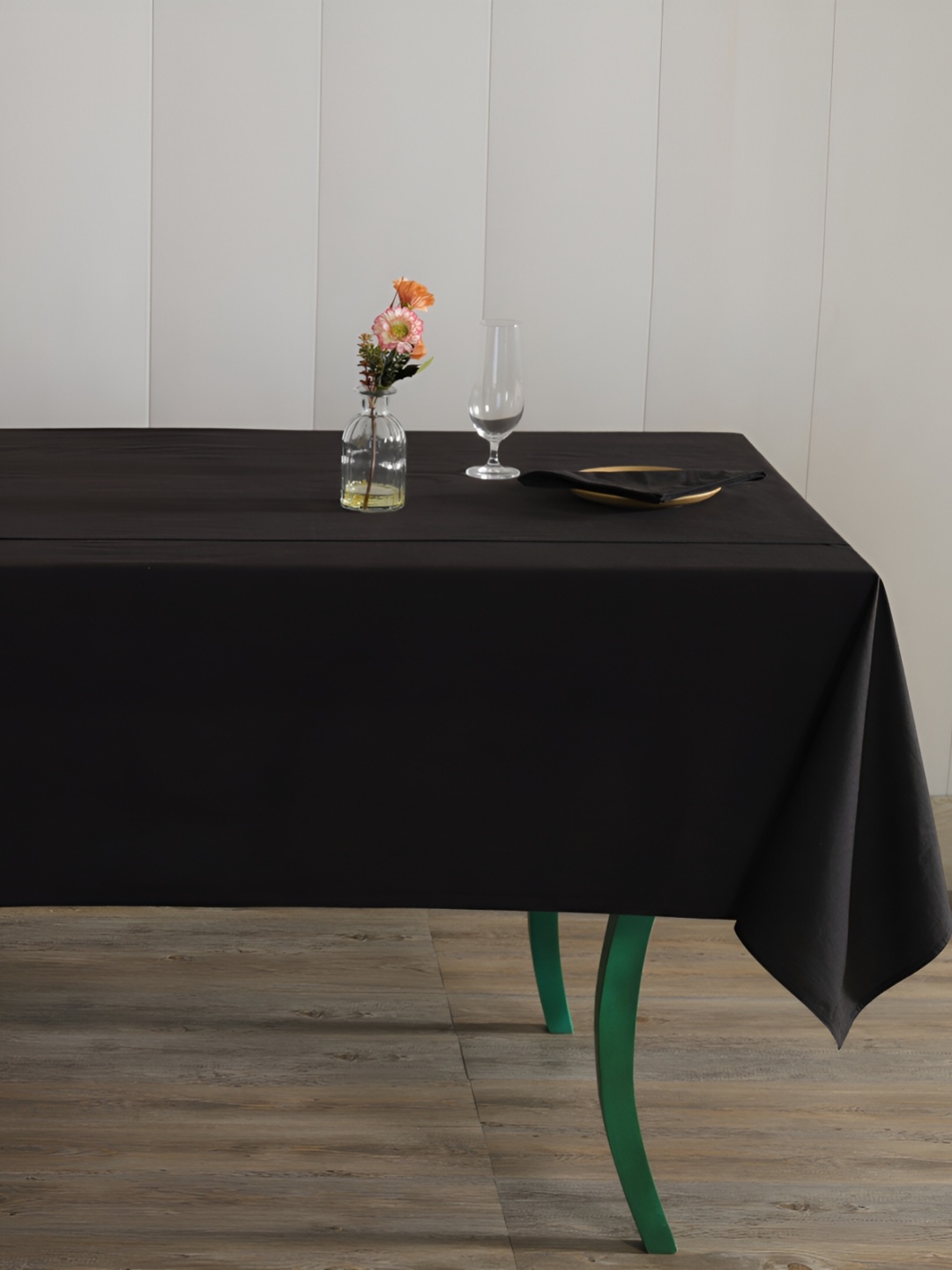 

HANDICRAFT PALACE Black Cotton 4-Seater Table Cover & 4 Napkins