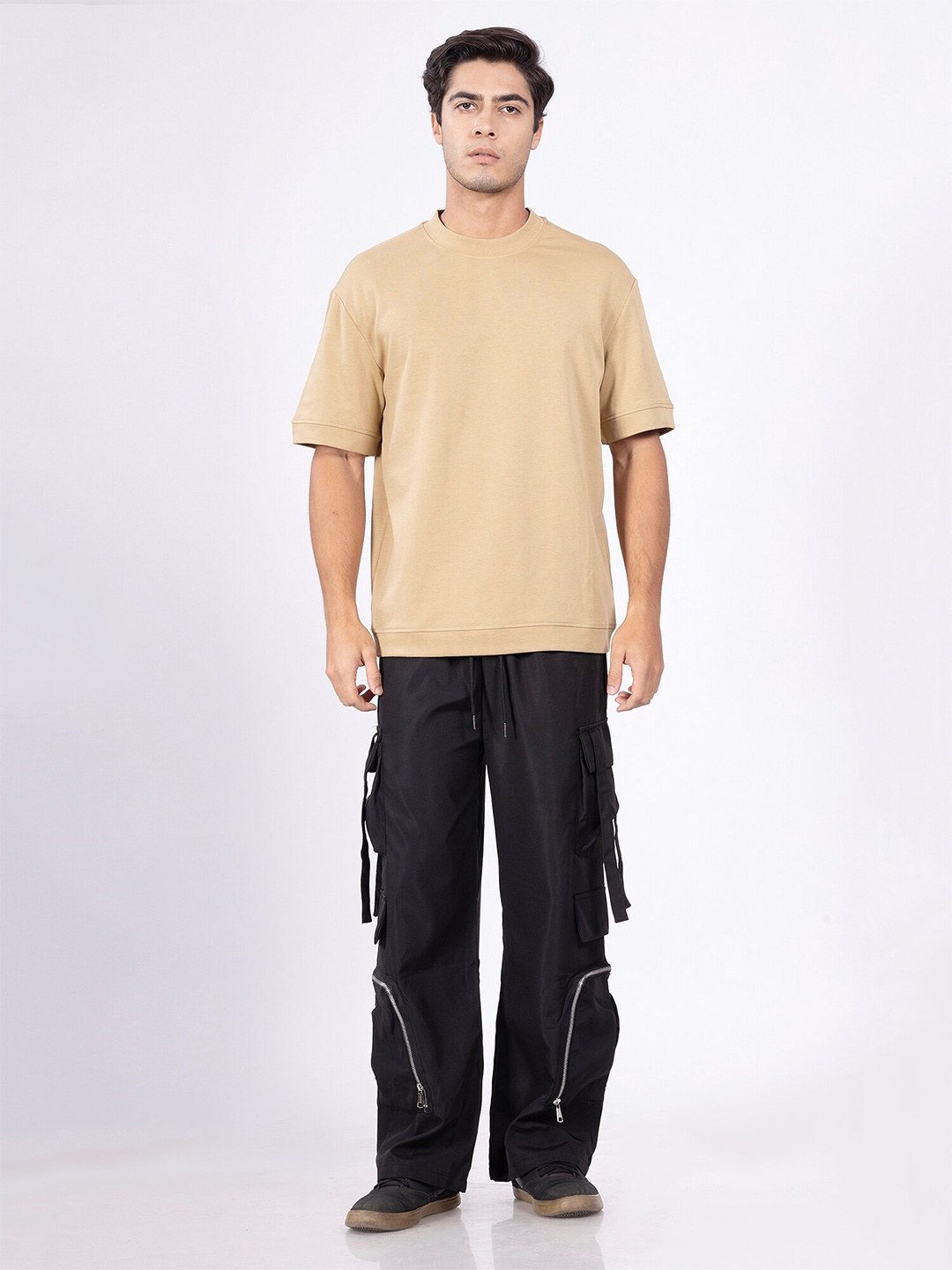 

DIMEH Round Neck Short Sleeves T-shirt, Beige