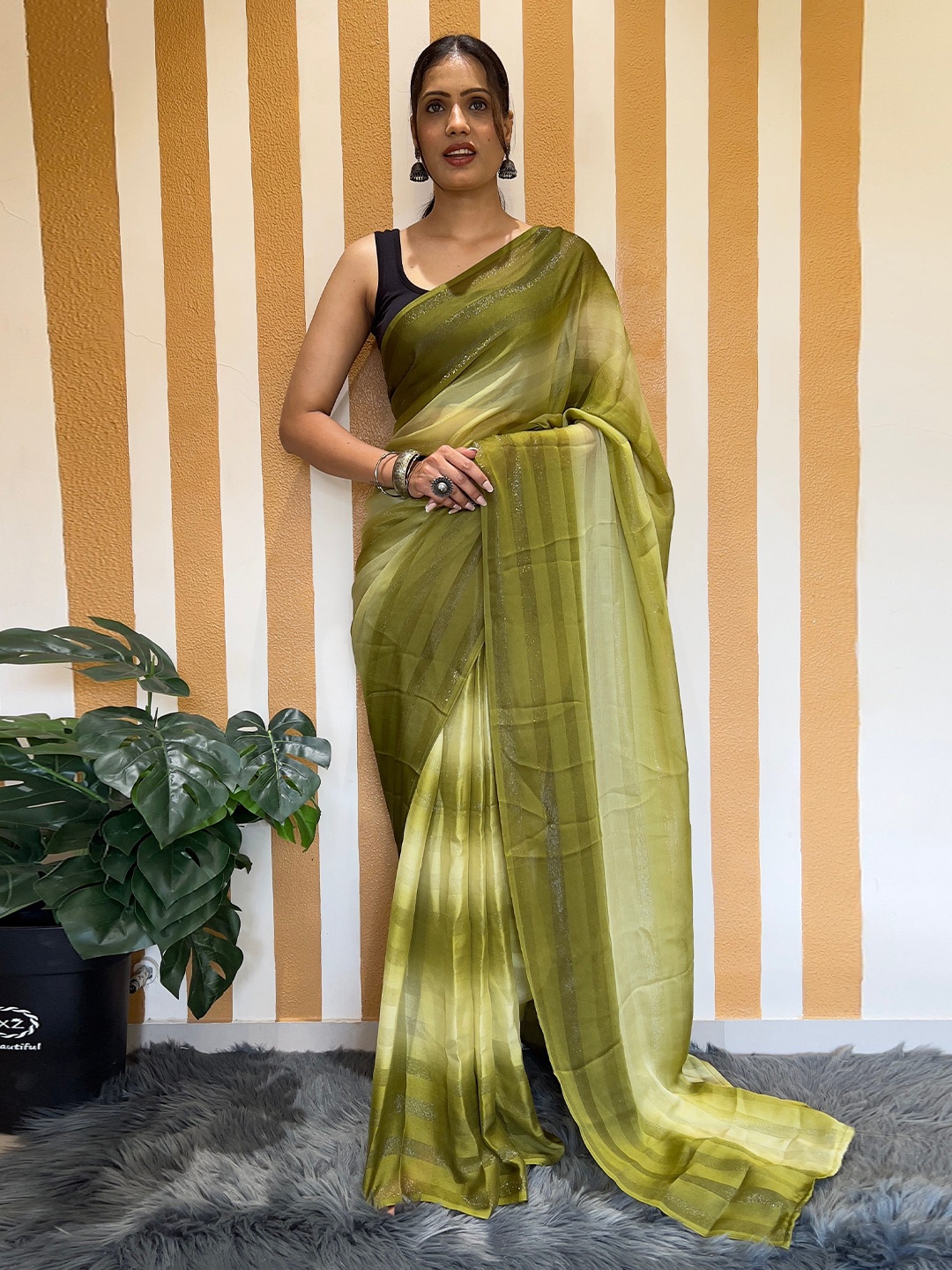 

Reeta Fashion Ombre Ready to Wear Saree, Olive