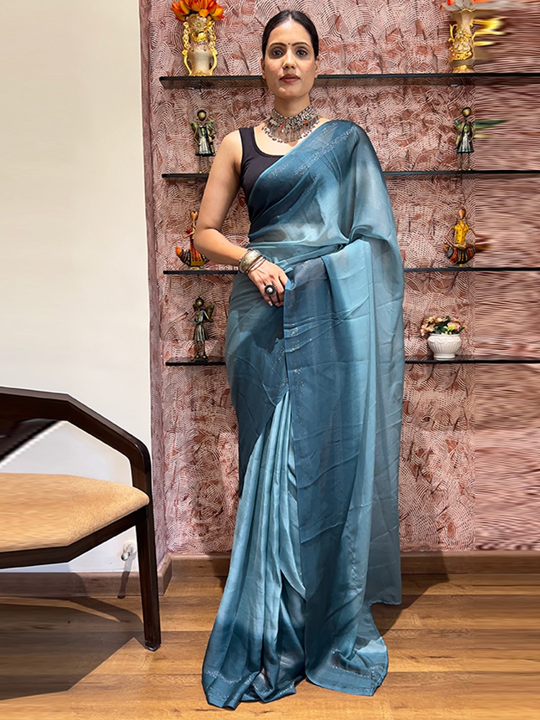 

Reeta Fashion Striped Ready to Wear Saree, Blue