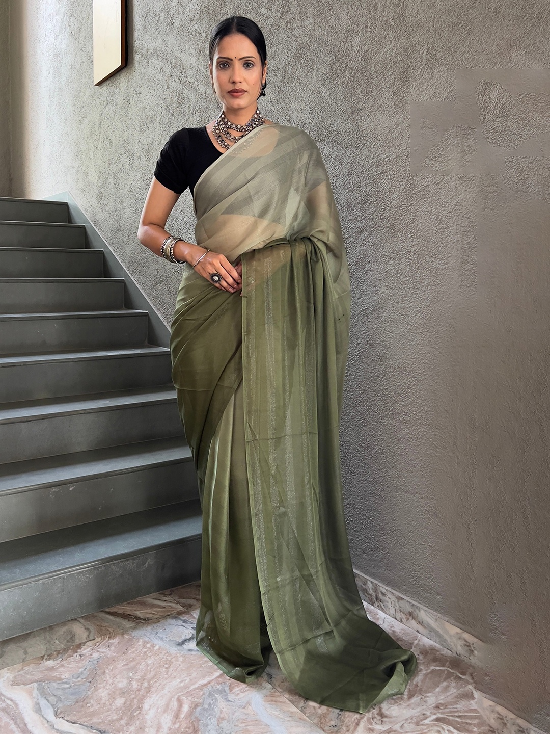 

Reeta Fashion Ombre Ready to Wear Saree, Olive