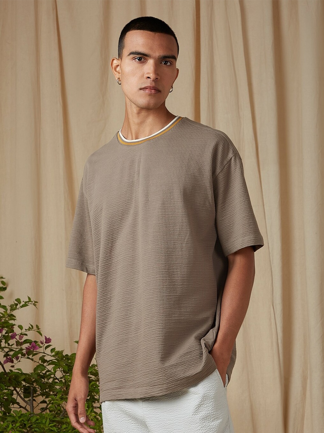 

4 TRIPLE O FIVE O BY MUFTI Drop-Shoulder Sleeves Cotton Oversize T-shirt, Grey