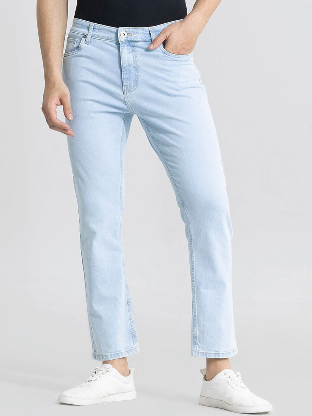 

Snitch Men Blue Relaxed Fit Clean Look Mid-Rise Heavy Fade Cotton Jeans