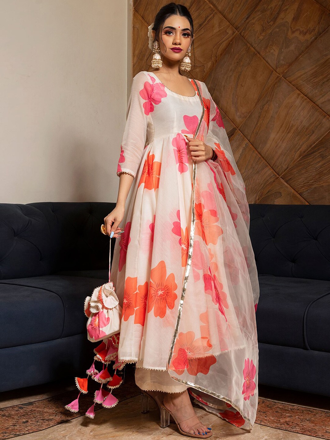 

GORGONE Floral Printed Regular Gotta Patti Anarkali Kurta With Palazzos & Dupatta, Orange