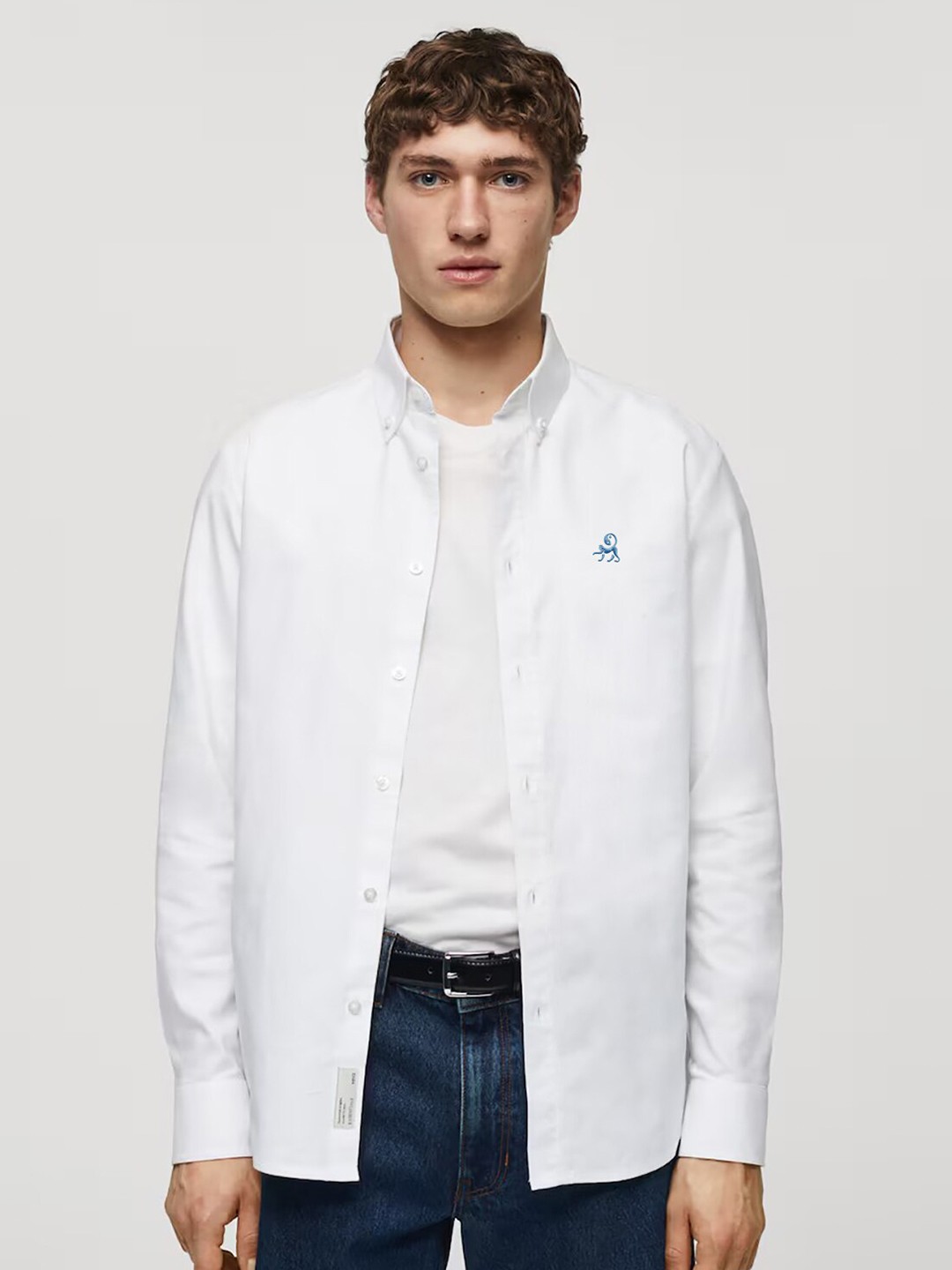 

MISCHIEF MONKEY Classic Tailored Fit Button-Down Collar Long Sleeves Casual Shirt, White