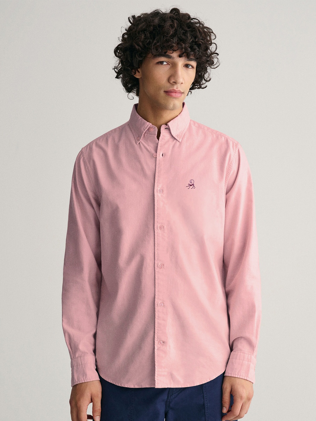 

MISCHIEF MONKEY Classic Tailored Fit Button Down Collar Casual Shirt, Pink