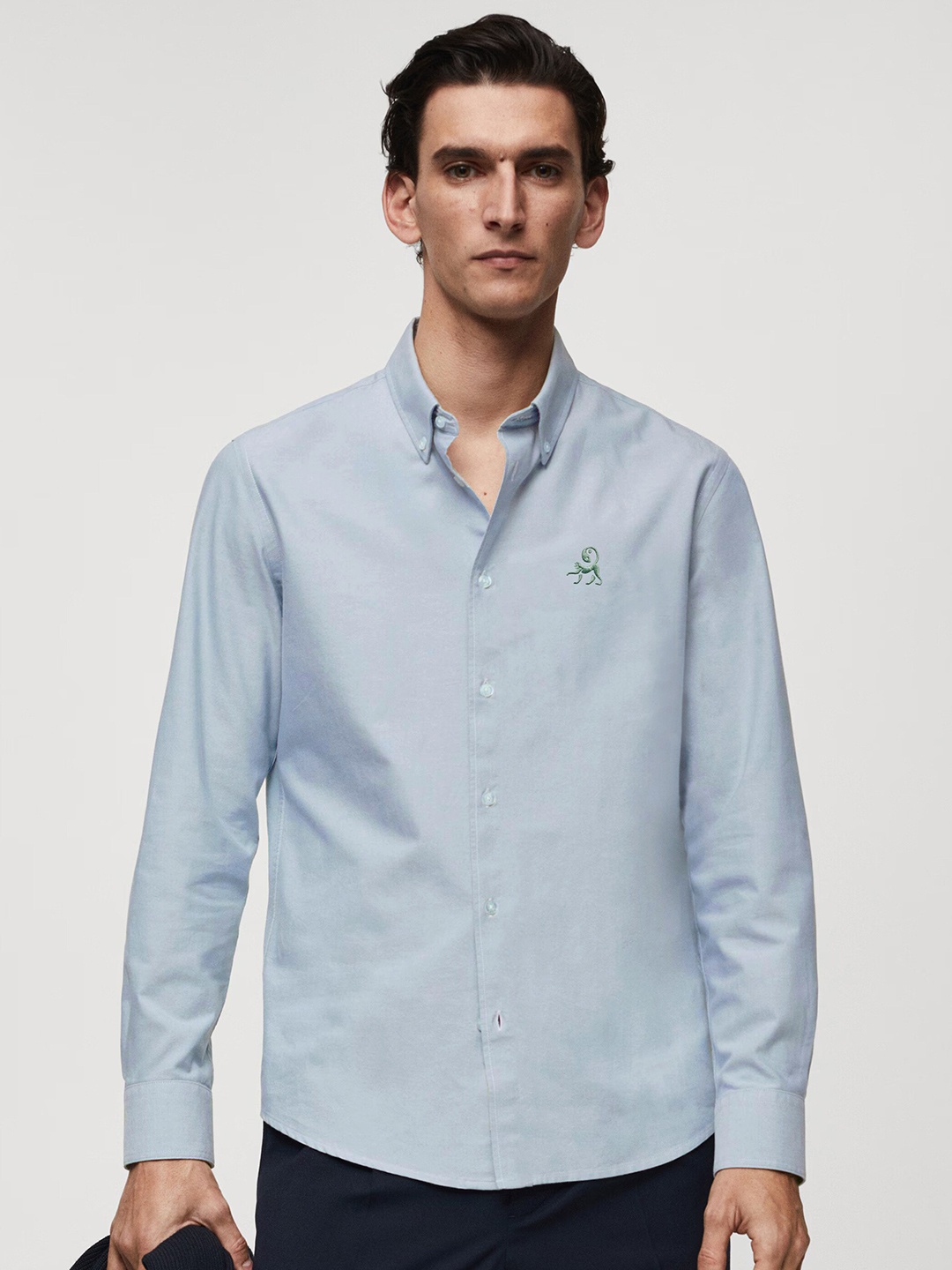 

MISCHIEF MONKEY Classic Tailored Fit Button Down Collar Casual Shirt, Blue
