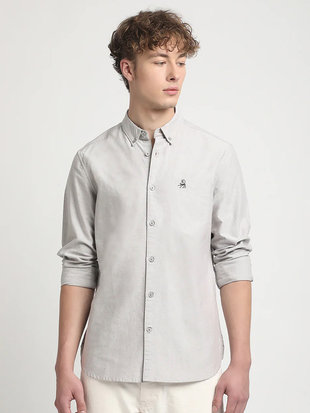 

MISCHIEF MONKEY Classic Tailored Fit Button Down Collar Casual Shirt, Grey