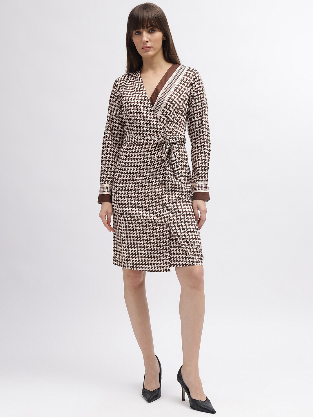 

Iconic Self Design V-Neck Sheath Dress, Brown