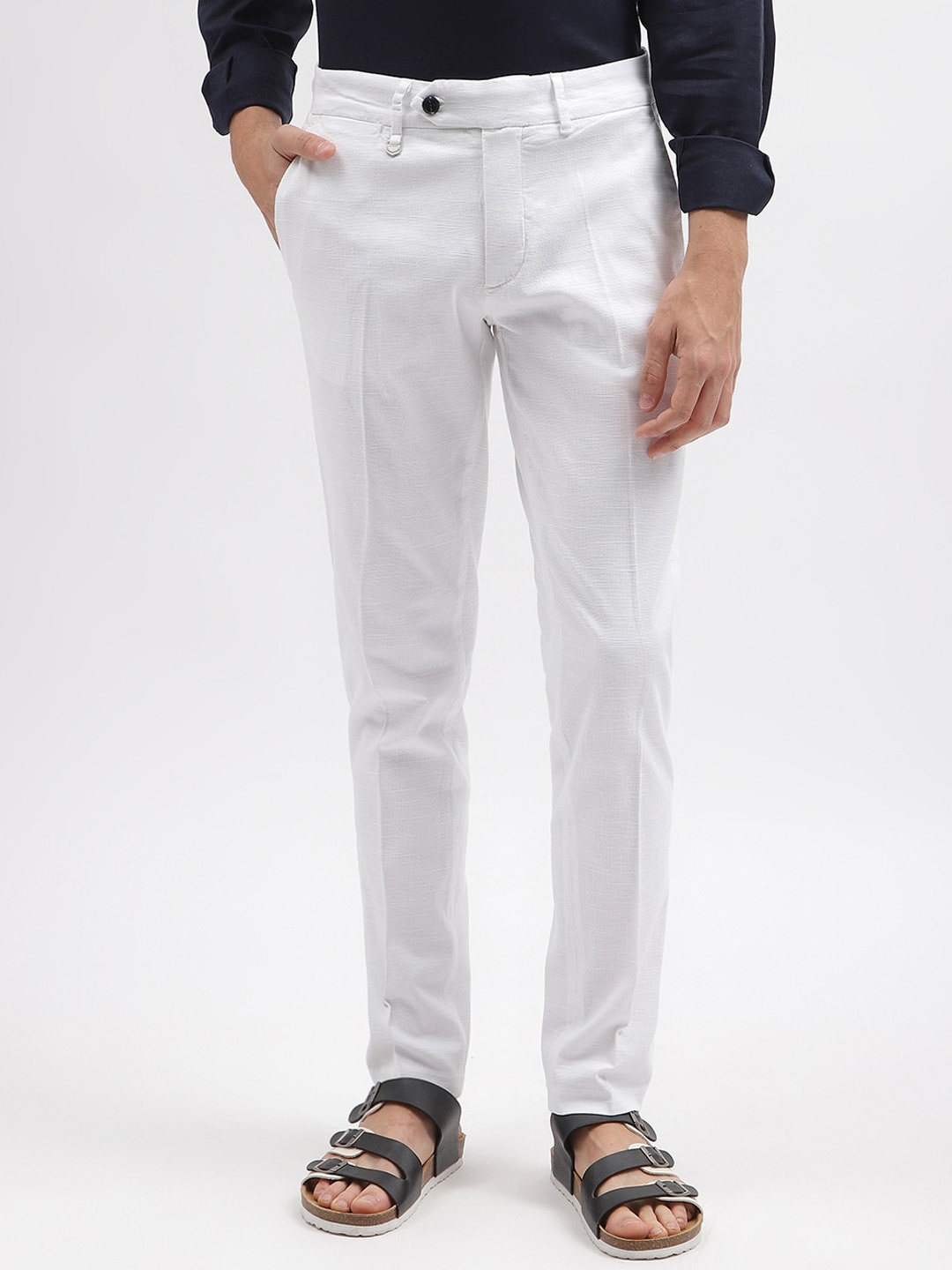 

Antony Morato Men Skinny Fit Mid Rise Trouser, Off white