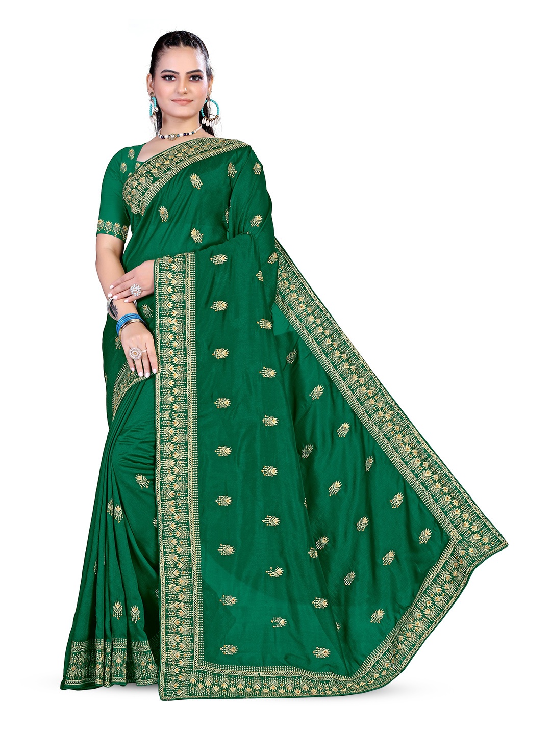 

ALAGINI Embellished Embroidered Banarasi Saree, Green