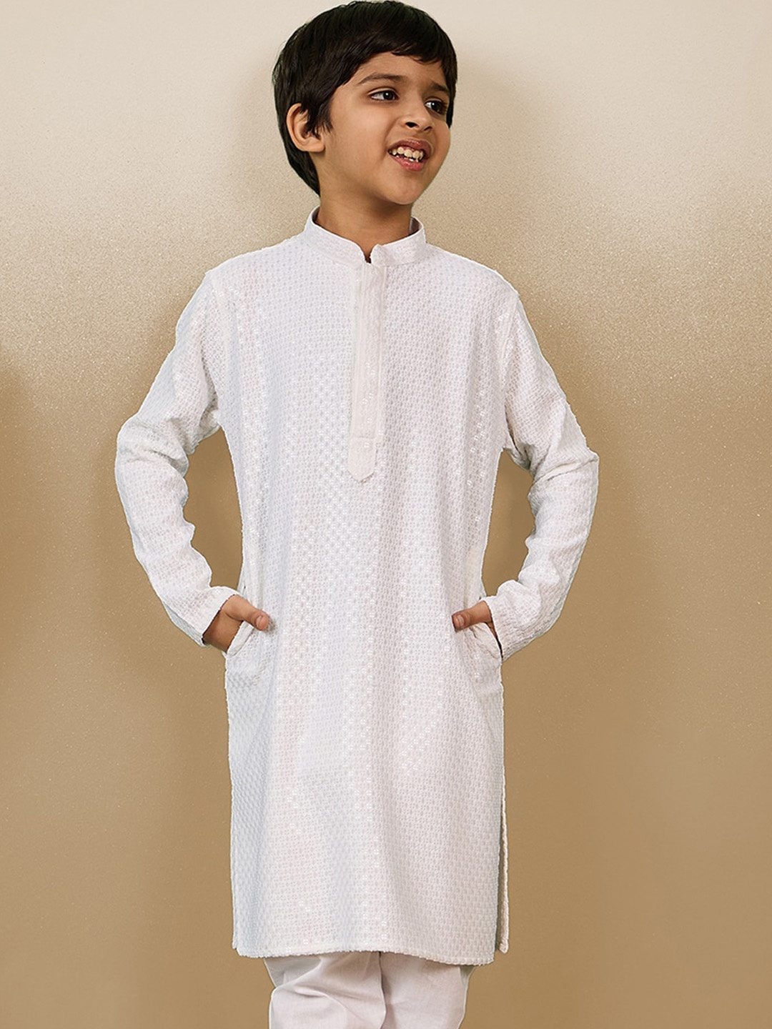 

Sanwara Boys Geometric Woven Design Mandarin Collar Chikankari Straight Kurta, White