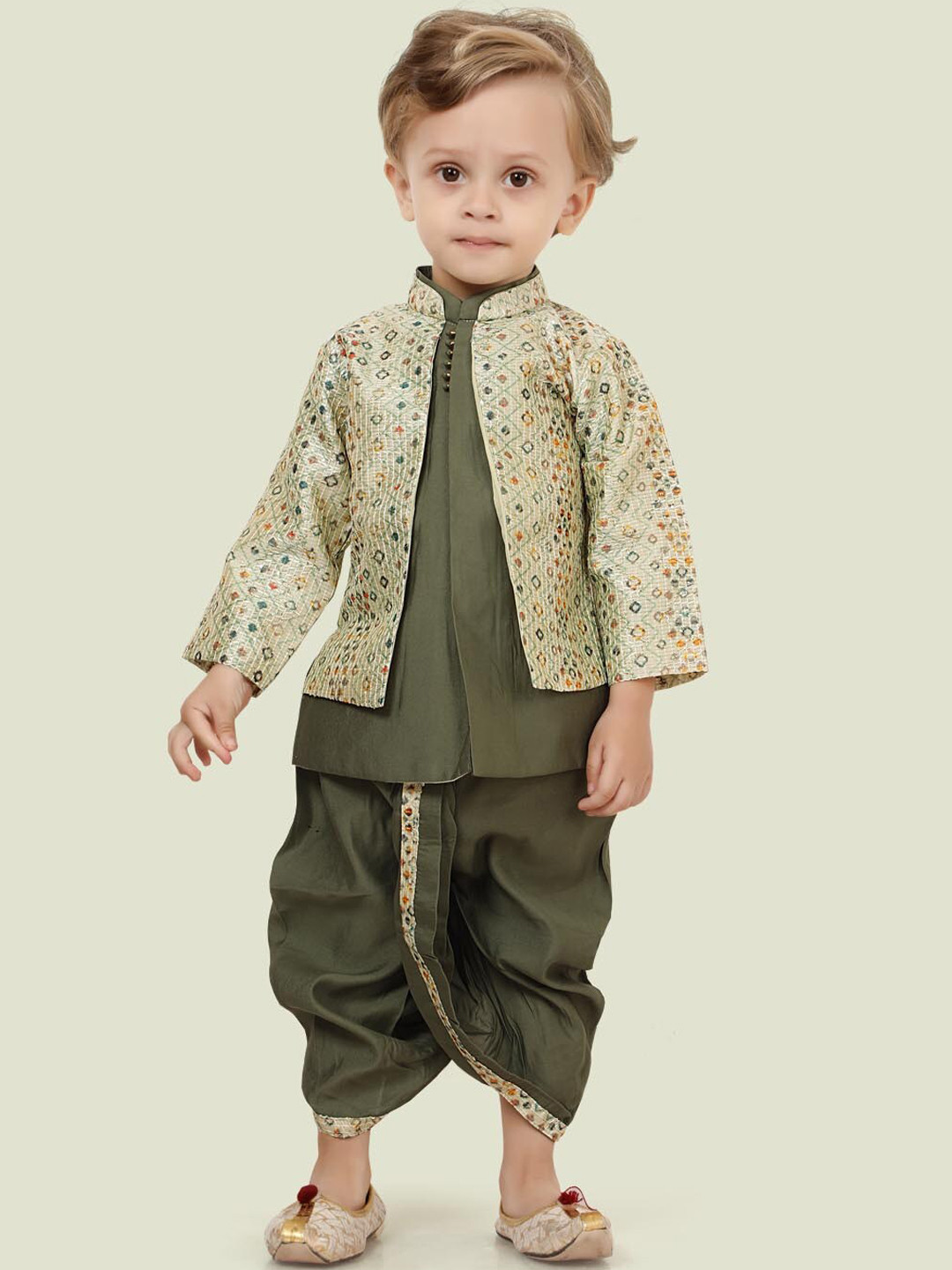 

Ethniks Neu-Ron Boys Mandarin Collar Straight Kurta With Dhoti Pants & Jacket, Green