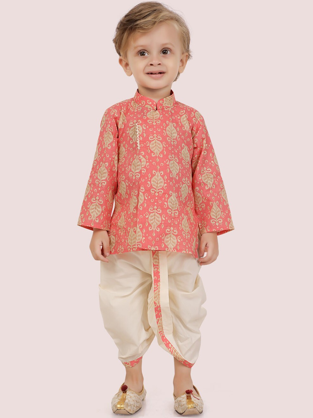 

Ethniks Neu-Ron Boys Ethnic Printed Mandarin Collar Pure Cotton Kurta & Dhoti Pants, Peach