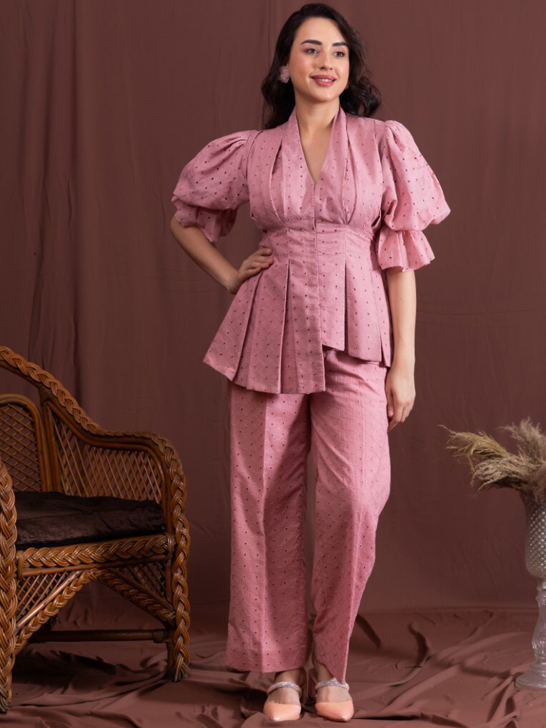 

HOUSE OF MIRA Self-Designed Top & Trouser, Pink